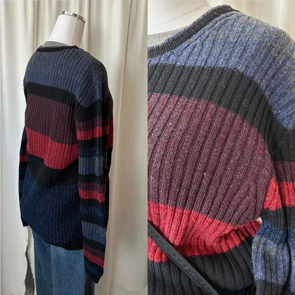 2000s Vintage DKNY Striped Wool Blend Sweater. - Picture 8 of 9